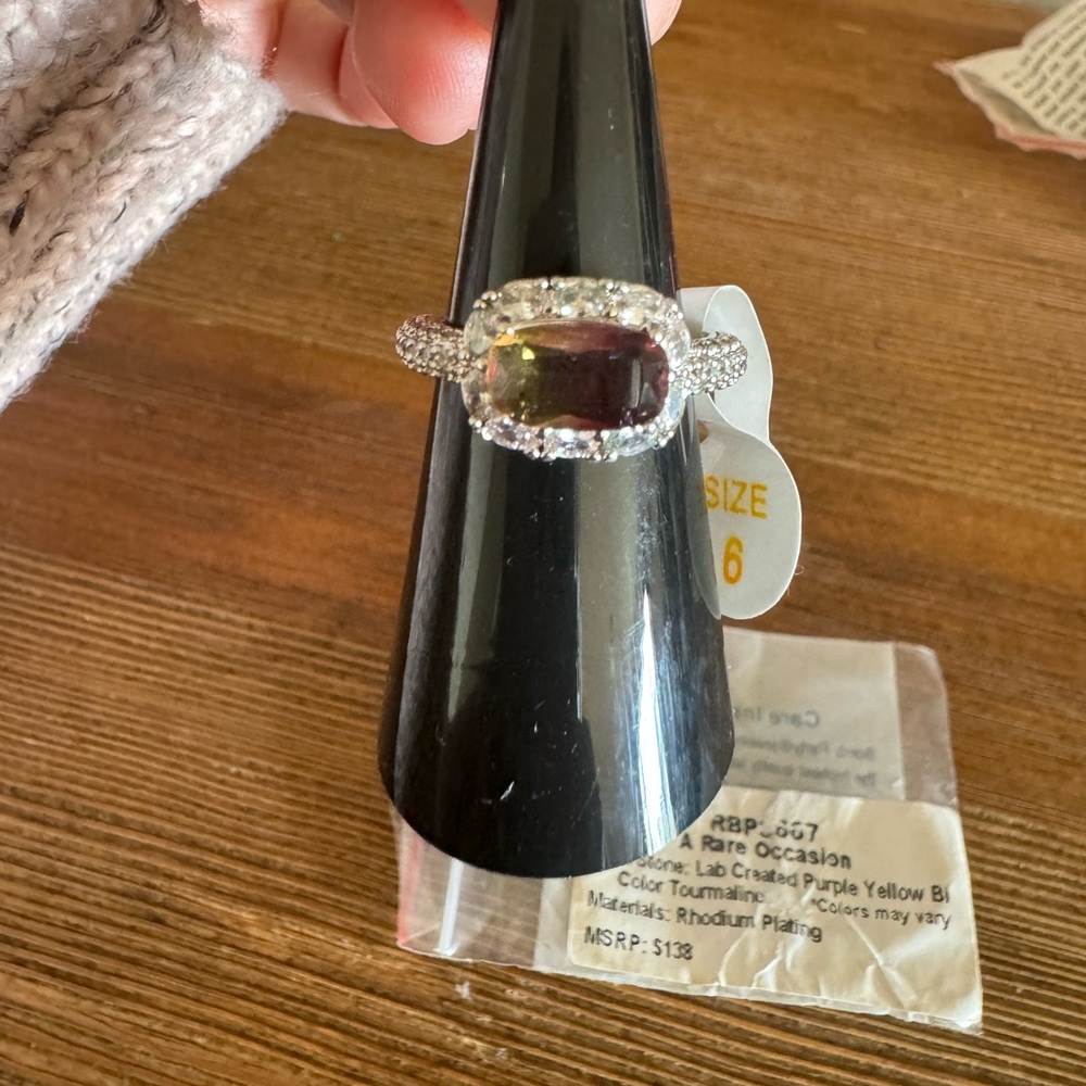 A RARE OCCASION ring - Picture 3 of 3